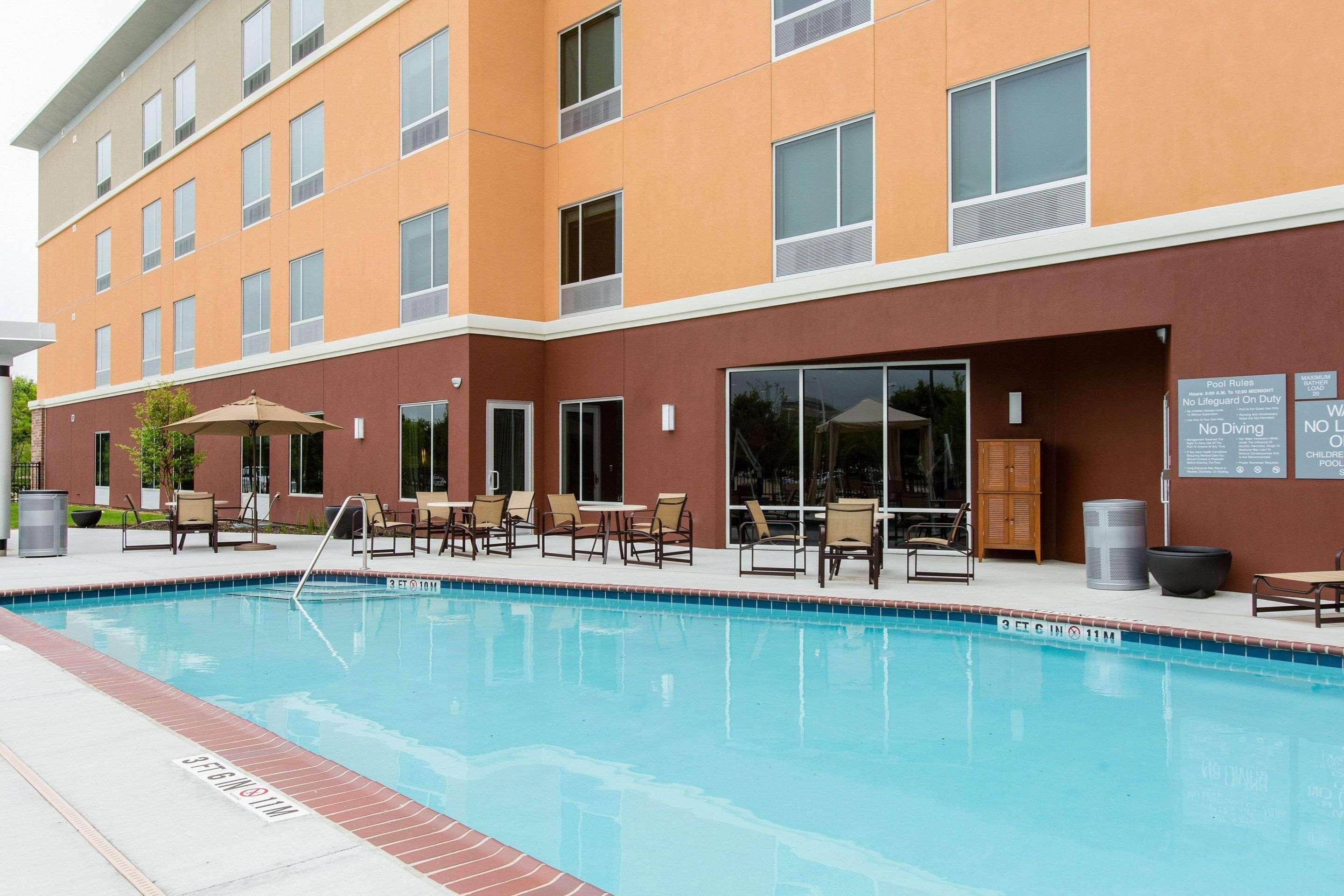 Cambria Hotel Plano - Frisco Екстер'єр фото